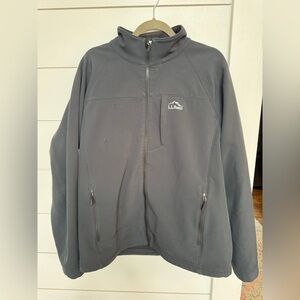 L.L. Bean Men’s Alloy Gray Windproof Softshell Jacket
Size Large
